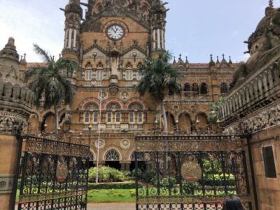 チャトラパティシバージ駅