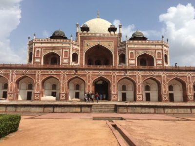 [フマユーン廟正面]